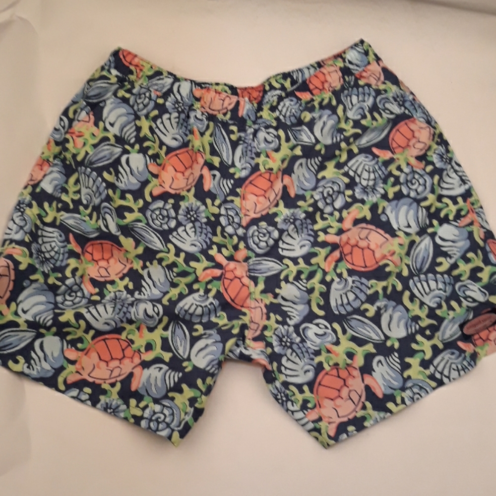 VINEYARD VINES Whimsical Turtles Sz XL Swim‎ Trunks